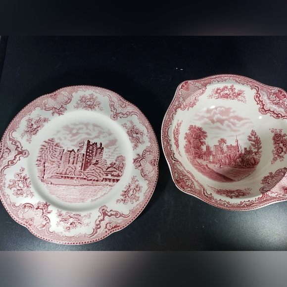 Johnson Brothers Old Britain Castles Pink Dinner Plate and Serving Bowl Vintage - Picture 1 of 10